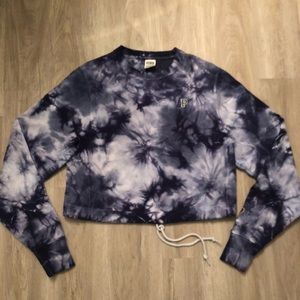 VS PINK Cropped Boyfriend Sweater